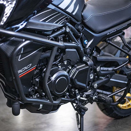 Мотоцикл QJ SRT 800 SX (черный) 2025г